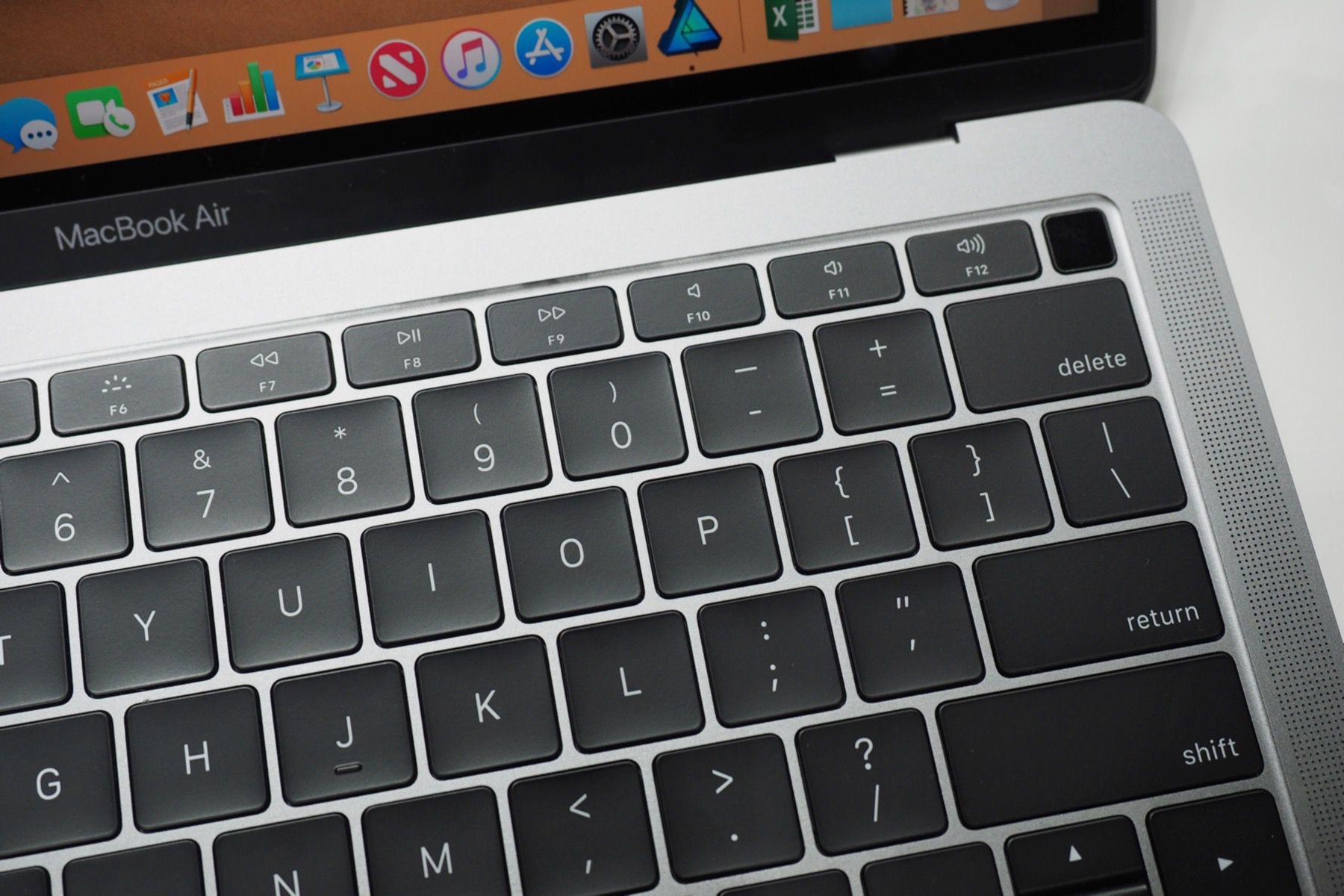 Кнопка delete на macbook. Кнопка delete на macbook