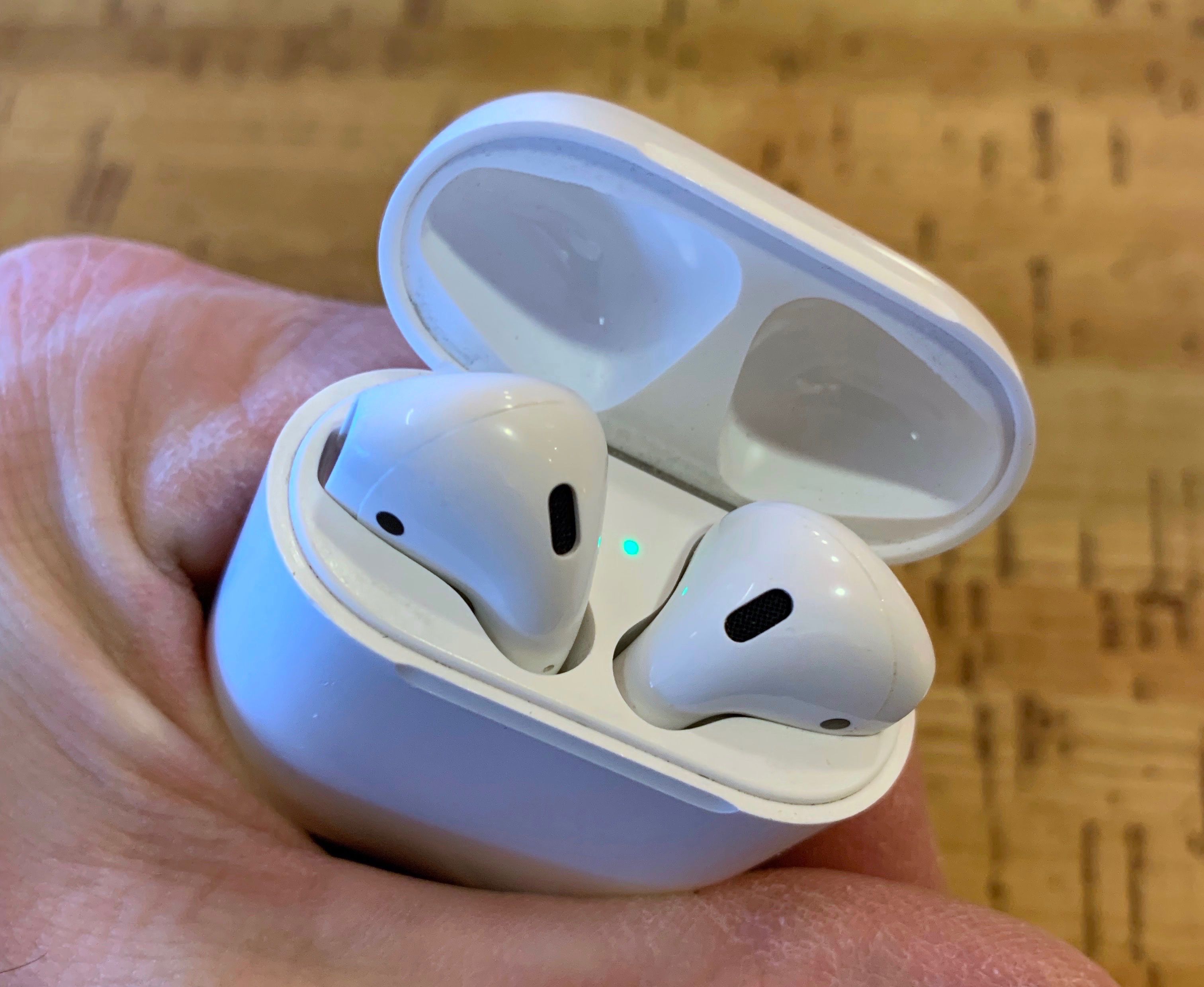 T Moignages Les Airpods Ont Deux Ans Qu En Pensent Leurs Utilisateurs Watchgeneration