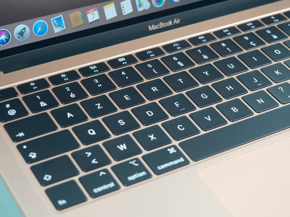 Tous les MacBook avec clavier papillon maintenant couverts par le