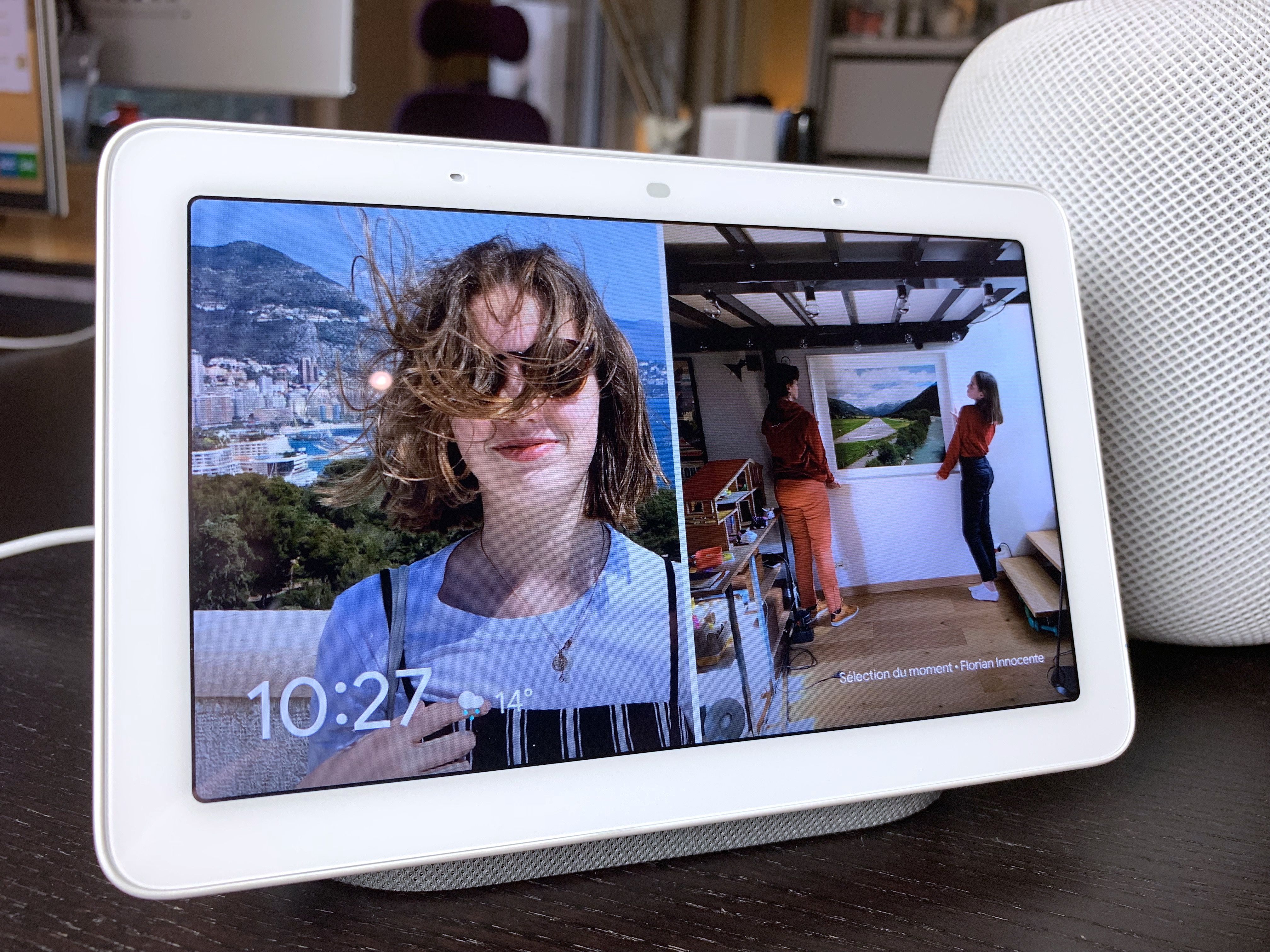 Google Nest Hub Max - Charbon - Avec Google Assistant - Petit Défaut (fissure/fil) - Occasion