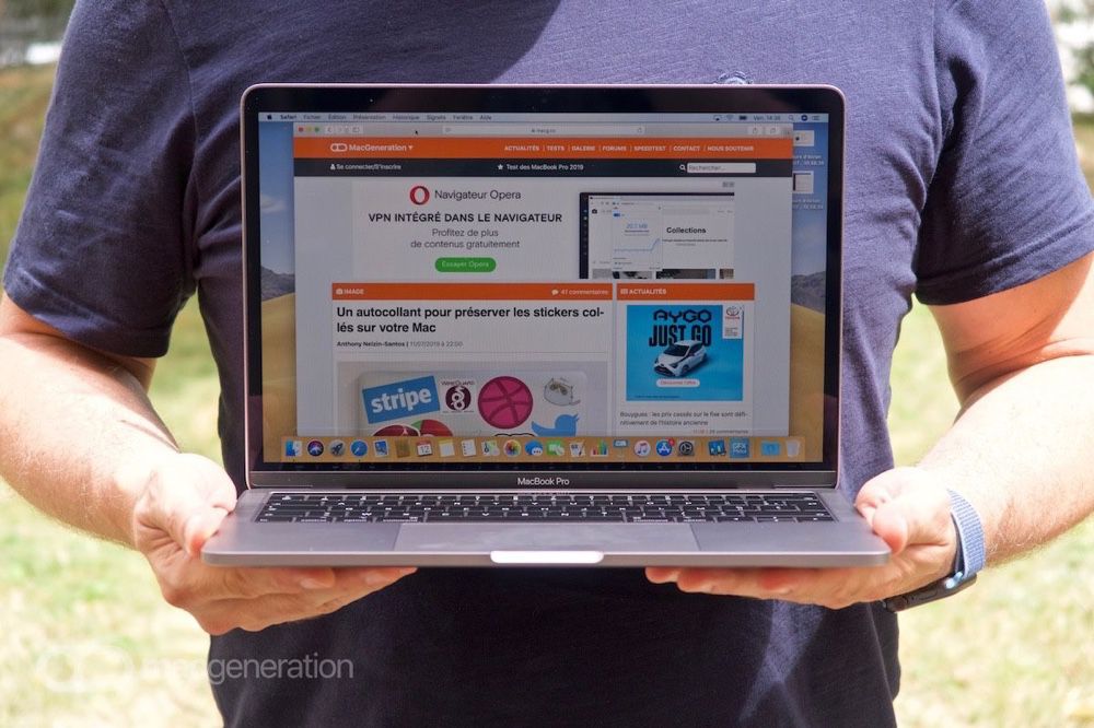 Le Macbook Pro 13 Pouces 19 Est En Stock Et Legerement Moins Cher Sur Amazon Macgeneration