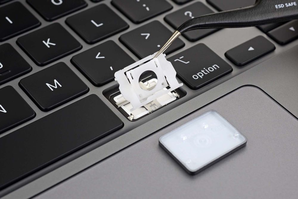 iFixit : le nouveau clavier du MacBook Pro 16 pouces ne l'est pas tant que  ça