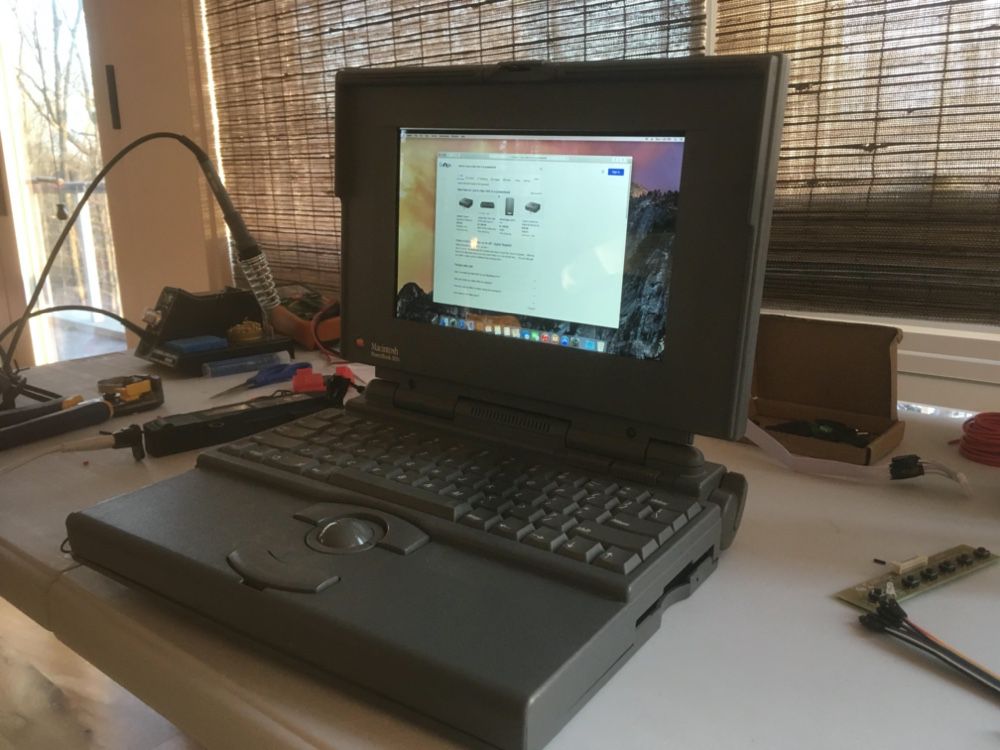 Ce PowerBook a avalé un Mac mini
