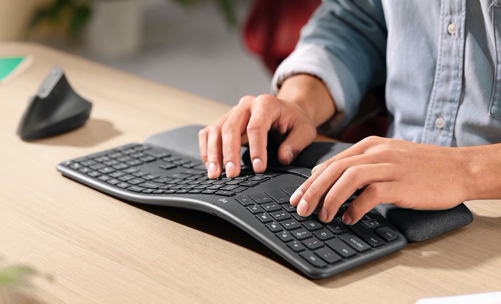 Ce clavier Logitech en promo a un repose-poignets, et pour nous ça