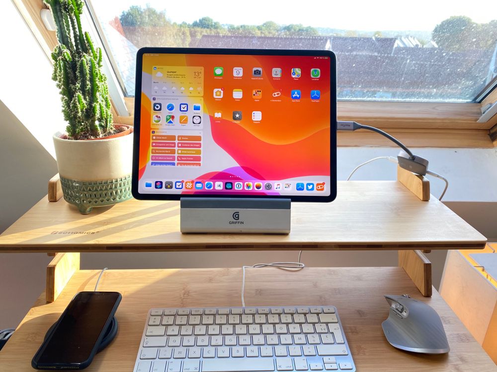 Souris sans fil pour MacBook Air Souris sans fil pour MacBook Pro Souris  sans fil pour ordinateur portable Mac Windows Ordinateur de bureau iMac  Chromebook (ROUGE) 
