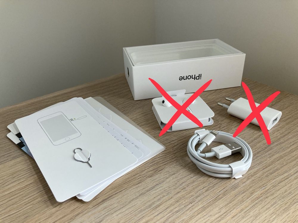 iPhone 12 sans écouteurs dans la boîte : l'information se confirme