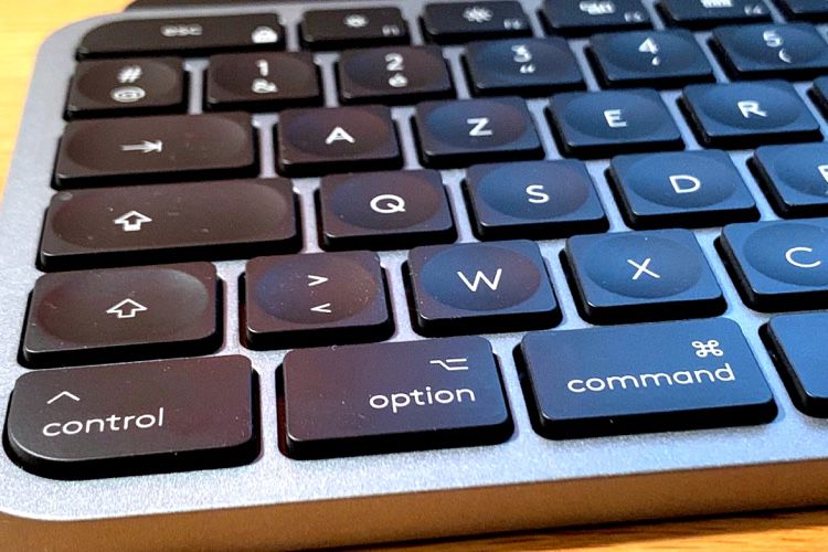 Logitech lance une version Mac du clavier MX Keys