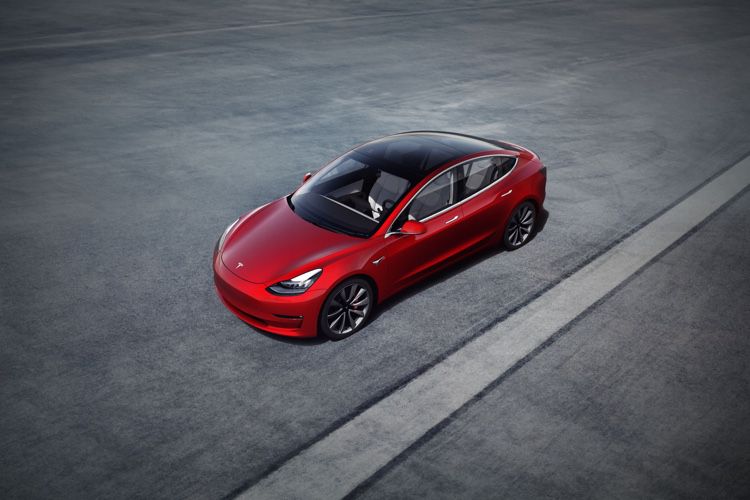 Photo of La Model 3 de Tesla est la berline la plus vendue en France en 2020