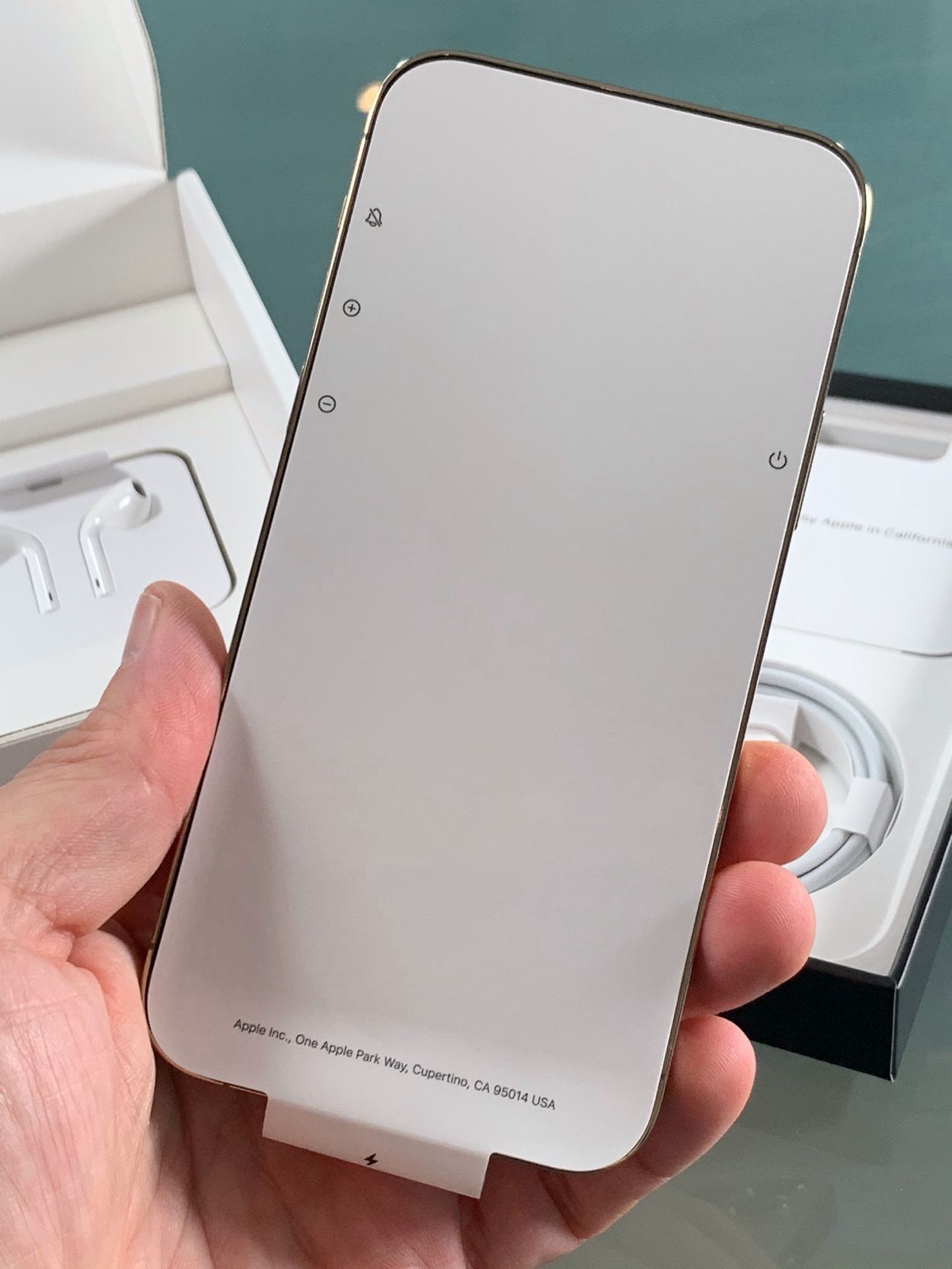 Labo – iPhone 12 Pro d'Apple : un écran qui attire toujours autant