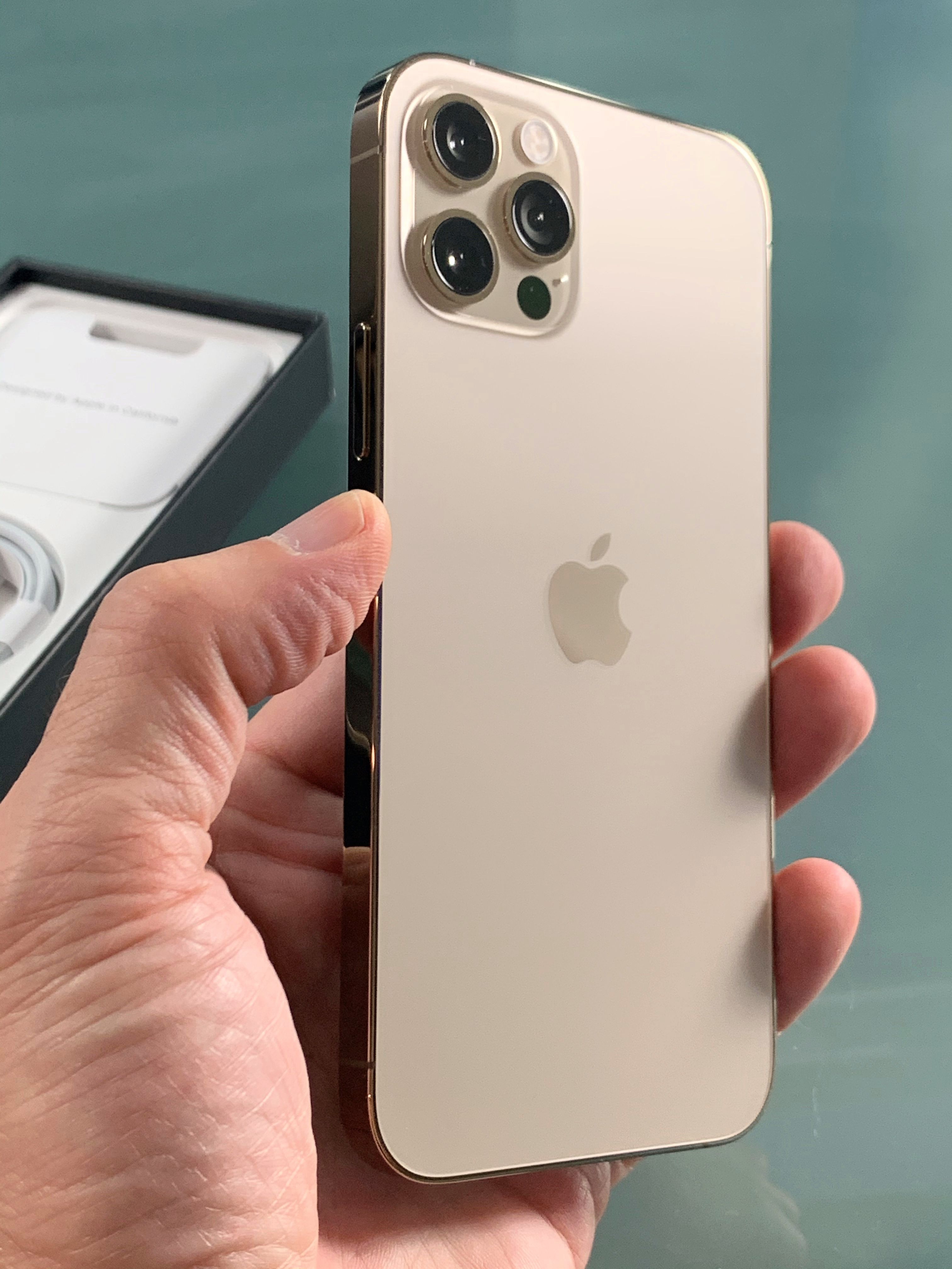 iphone 12 pro test