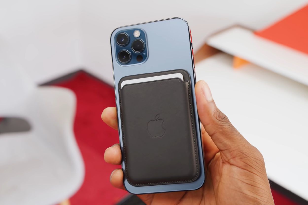 Coque IPhone 16 Pro Avec Portefeuille MagSafe Détachable - Support Jusqu'à 8 Cartes, Protection Anti-choc En Cuir PU, Noir