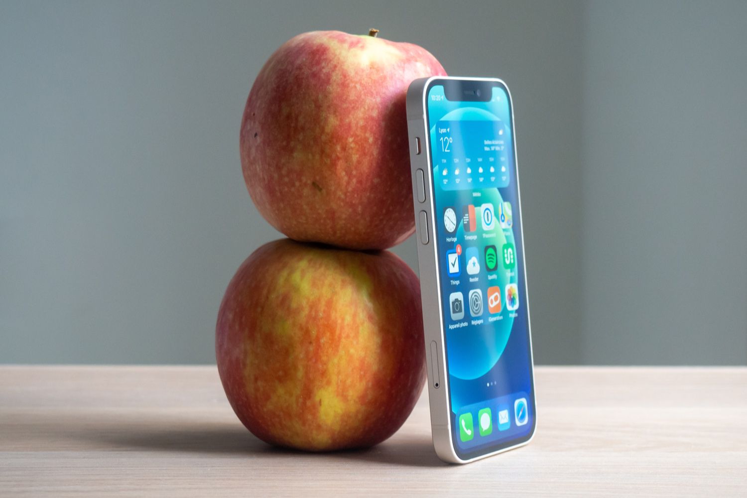 Test De L Iphone 12 Mini Mignon Tout Plein Igeneration