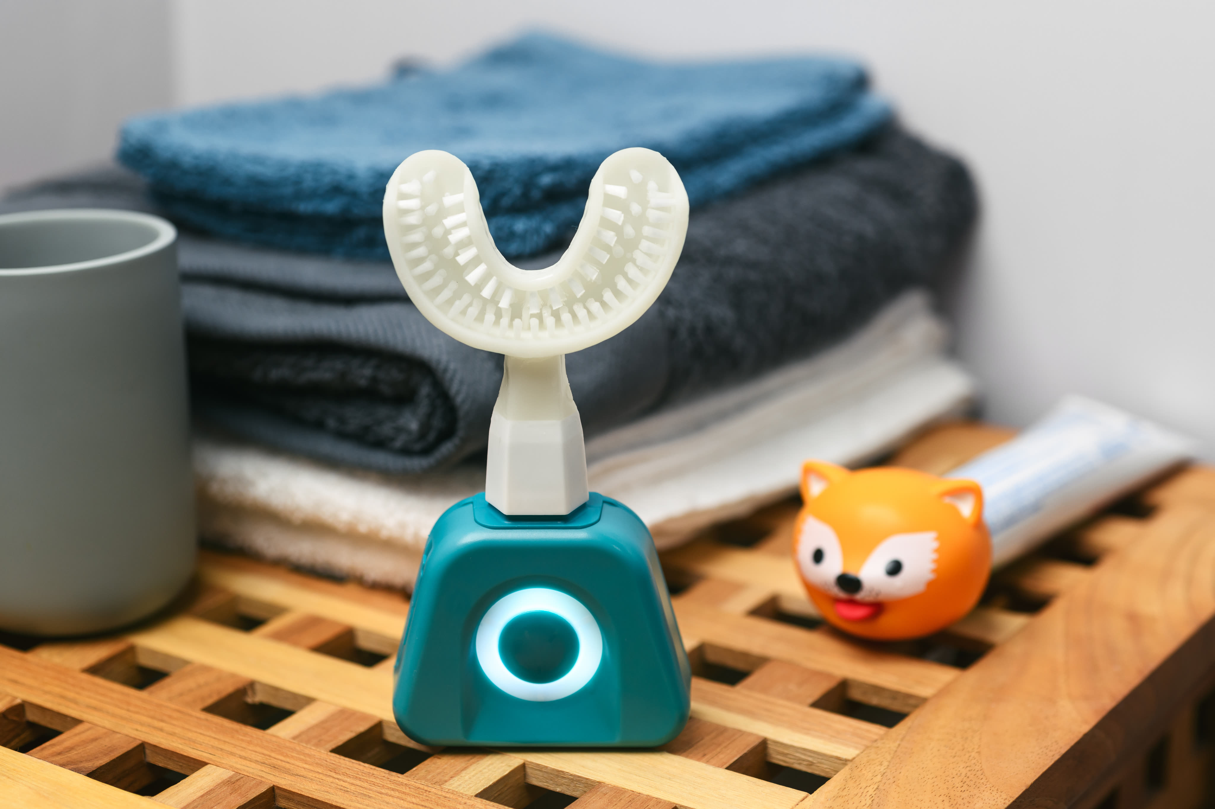 YBrush la brosse à dents lyonnaise qui permet de se brosser les