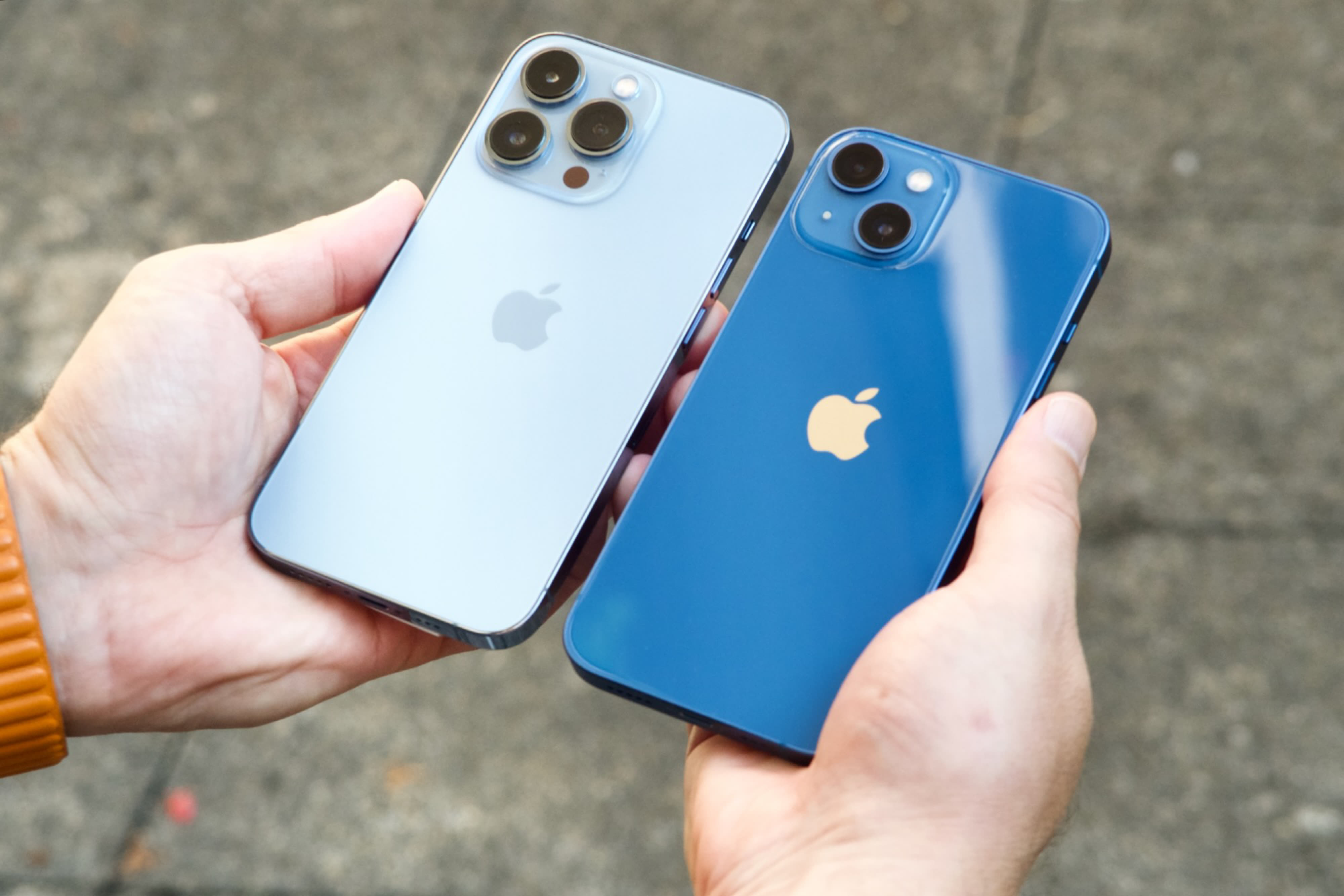 Iphone 11 blue