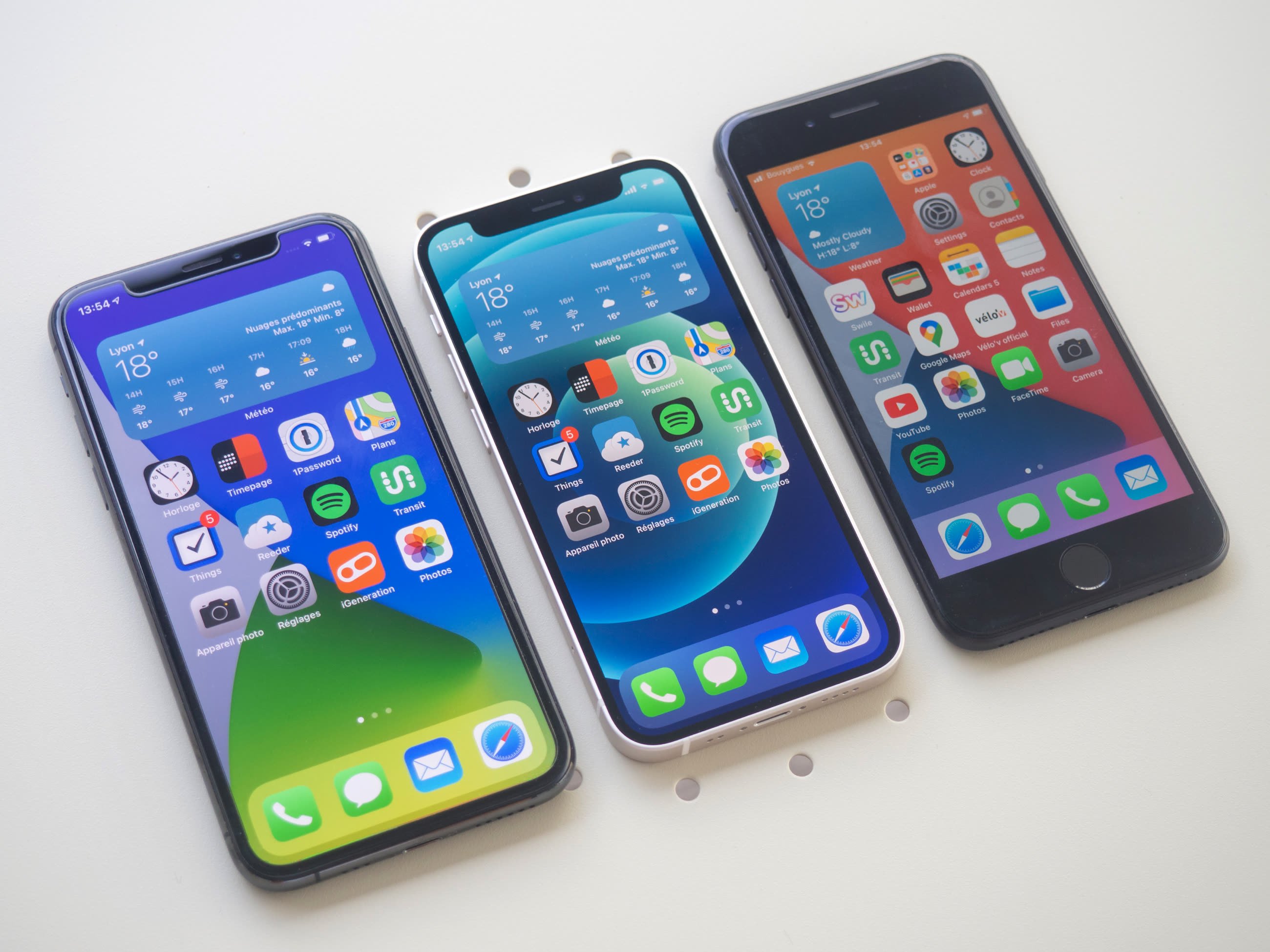 Acheter moins cher iPhone SE 2020 sur  Magasin en ligne