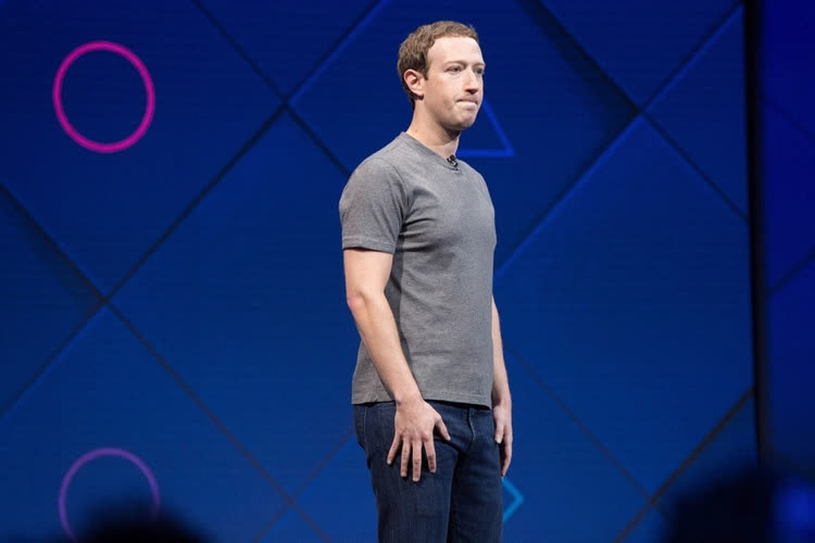 Facebook : la semaine noire de Mark Zuckerberg