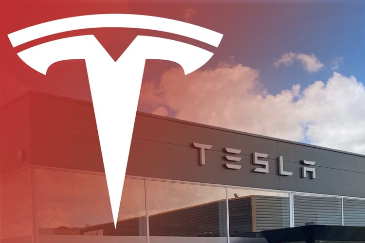 Έξι μήνες στην Tesla: Club iGen .  για τη νέα μας σειρά