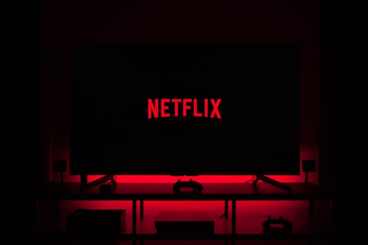 Un abonnement avec de la pub et le partage de compte payant chez Netflix