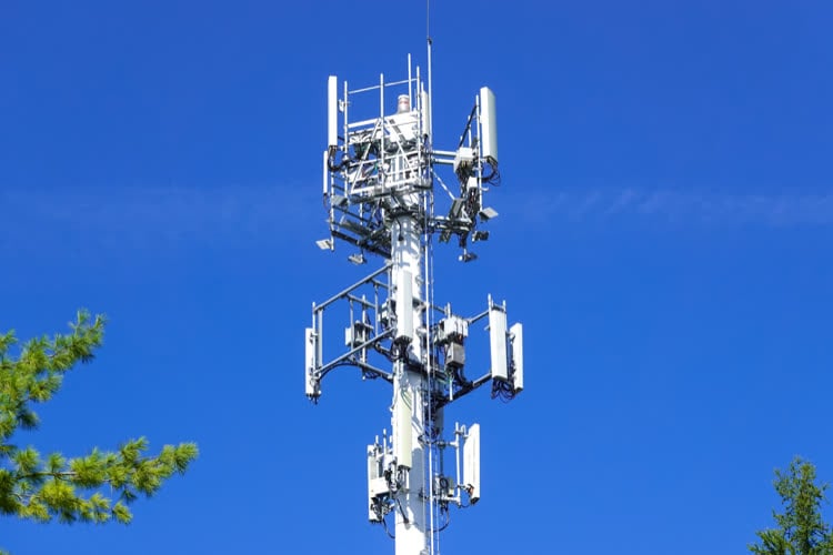 Free Mobile annonce une légère amélioration des débits en 5G