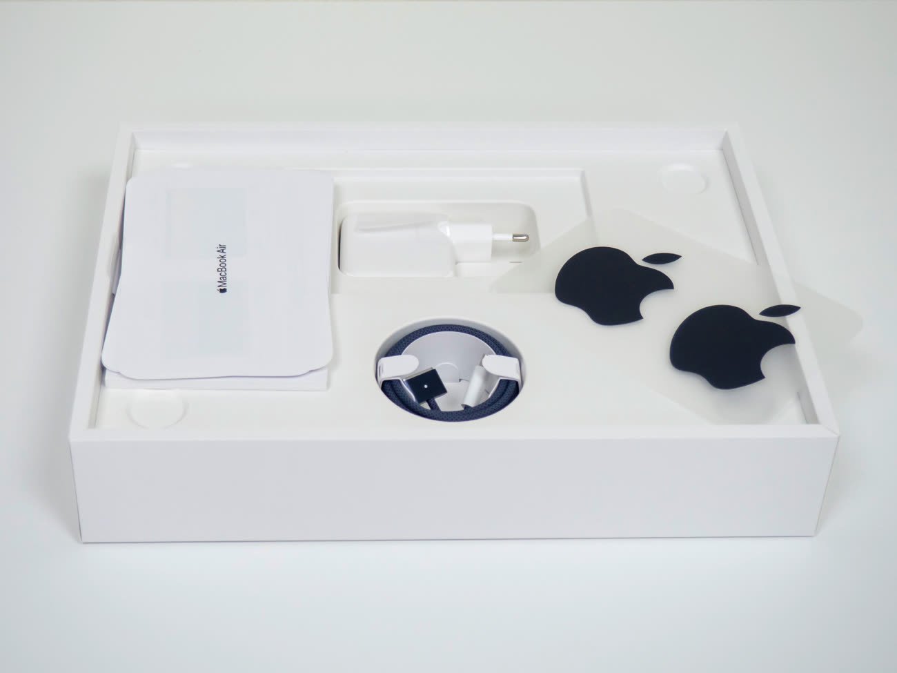 Test Apple MacBook Air 2022 (M2) : l'ultrabook qui veut garder la