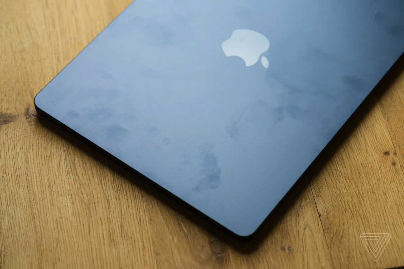 Test Apple MacBook Air M2 : de la 4K au petit déj !