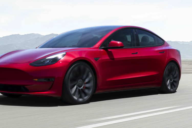 L'Autopilot de Tesla bientôt sur d'autres marques de voiture ?