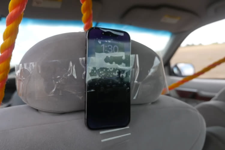video en galerie : La fonction de détection des accidents de l'iPhone 14 en action