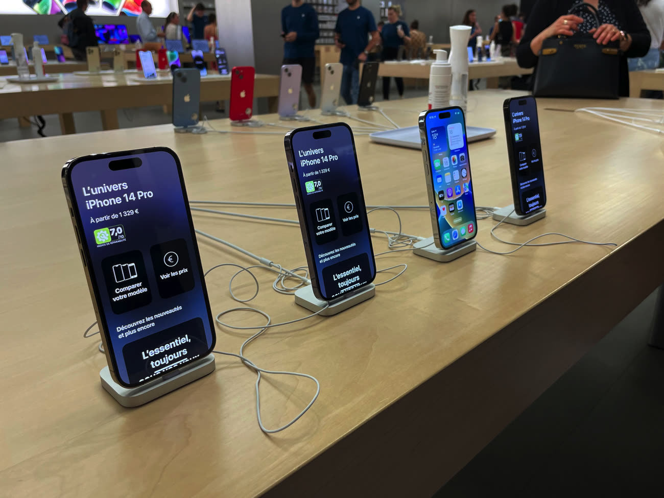 iPhone 15 Pro Max : comment Apple a réussi à cacher 7 objectifs