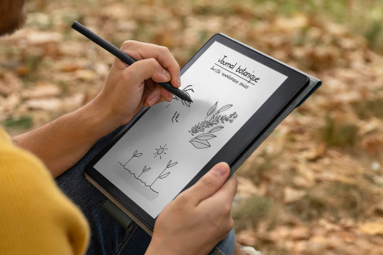 Kindle Scribe : la liseuse d'Amazon pour annoter maintenant disponible