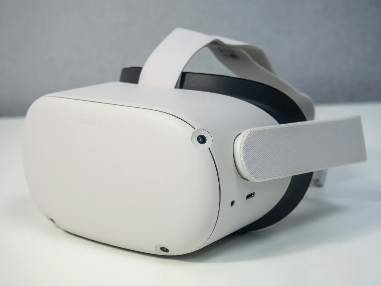 Quest 2 : Meta augmente (beaucoup) le prix de son casque VR, mais fait un  petit cadeau