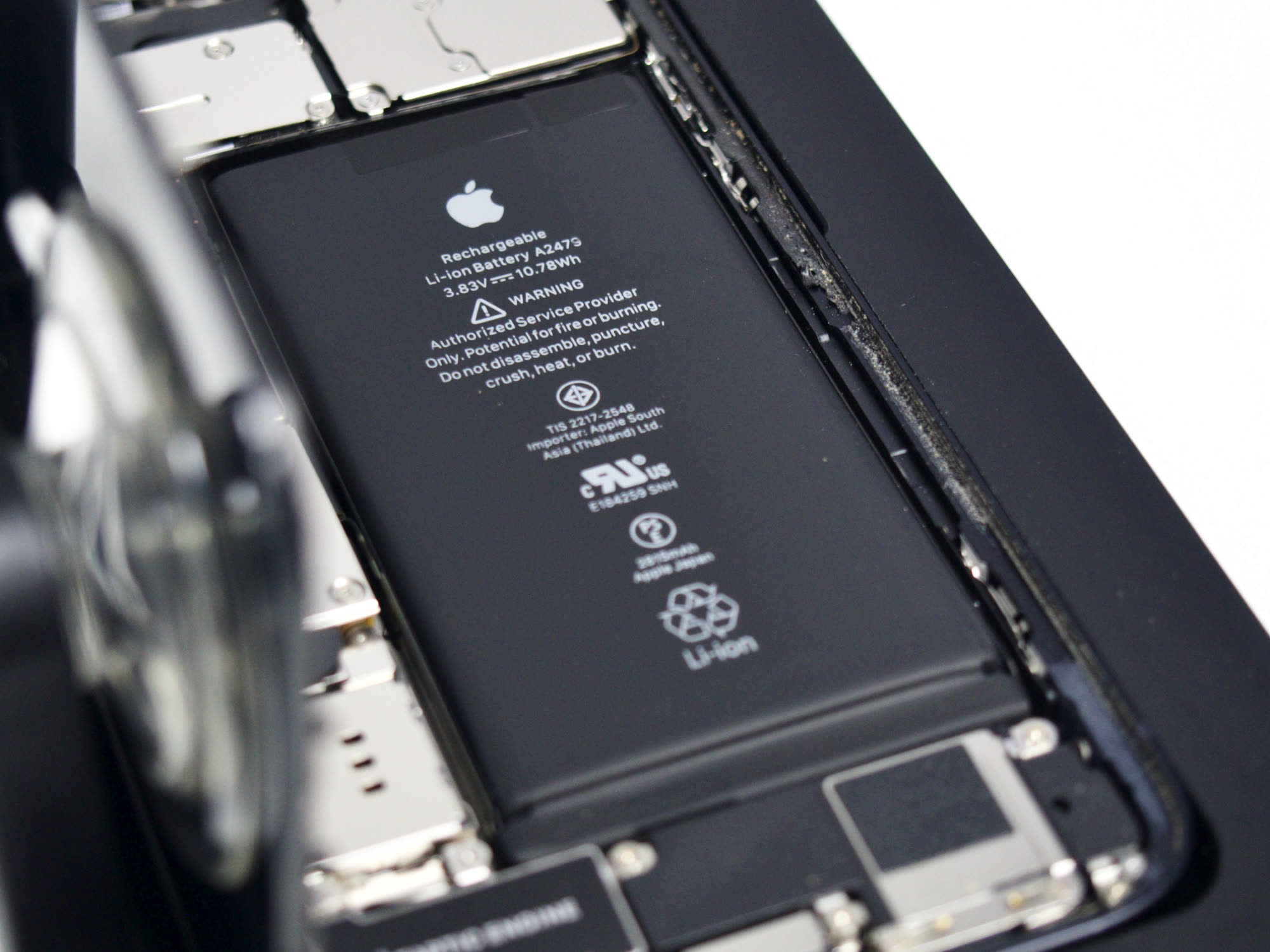 Faire remplacer la batterie de votre iPhone, iPad ou MacBook chez Apple va coûter plus cher à
