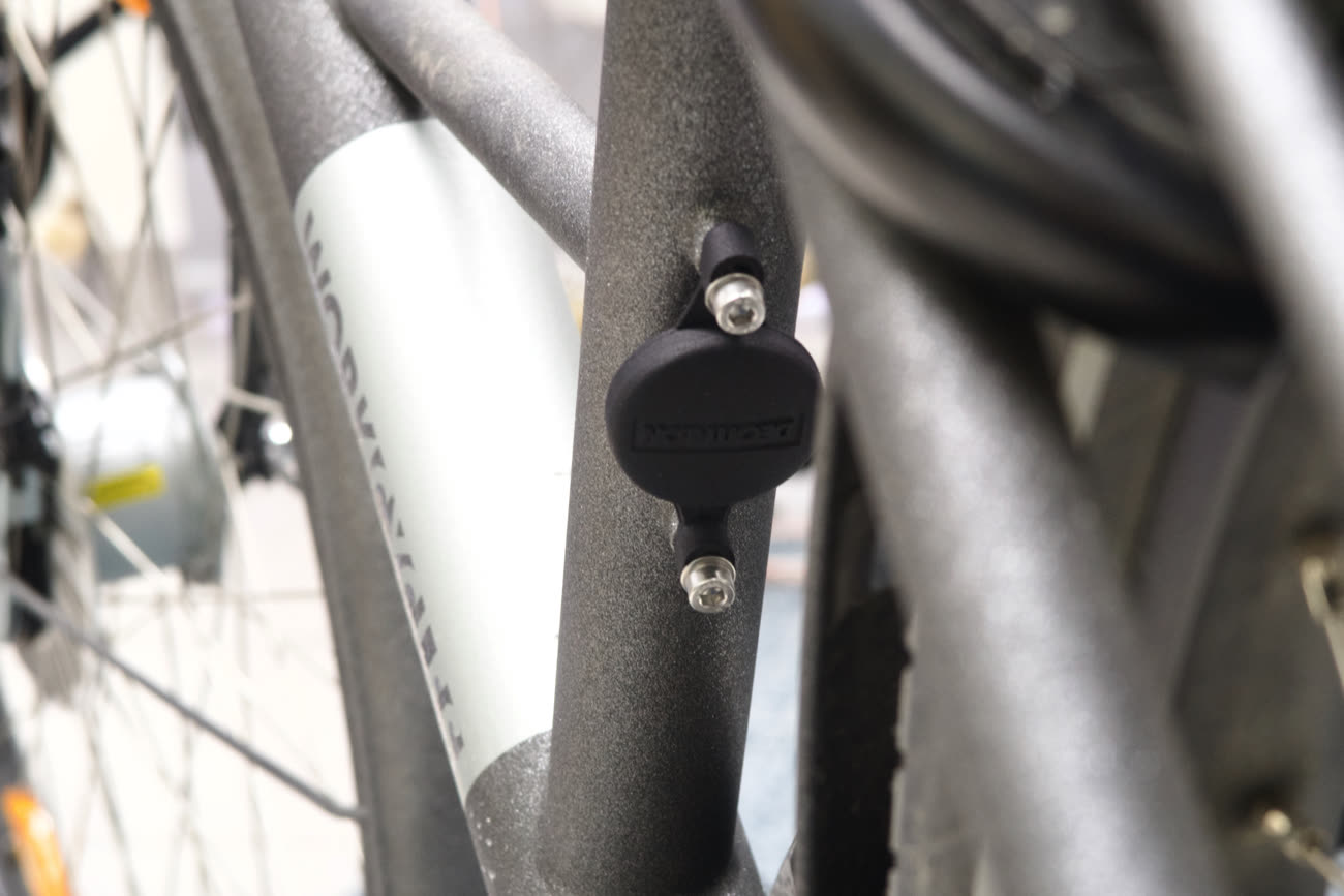 Support antivol Apple AirTag pour réflecteur de vélo, fixation