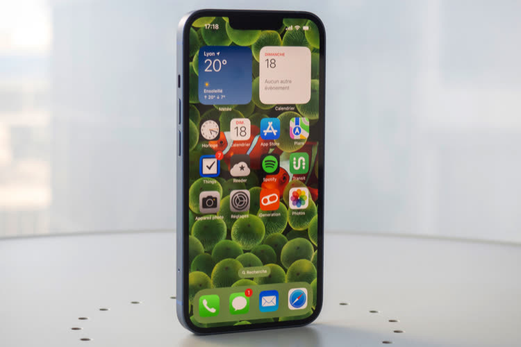 iPhone 15 : Samsung Display lancerait la production des écrans plus tôt que prévu