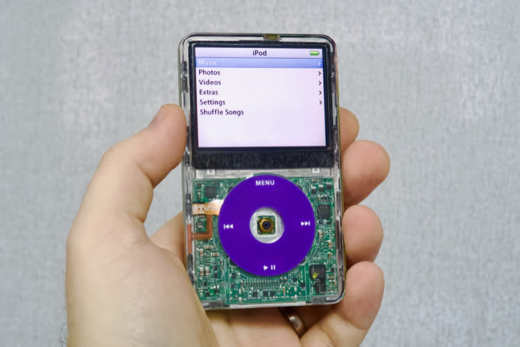 Un iPod en 2023 : commander un « nouvel » iPod entièrement customisé