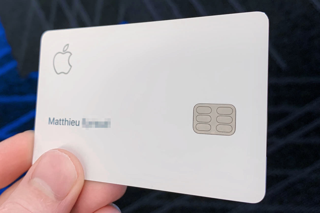 Apple : une carte de crédit et beaucoup de questions