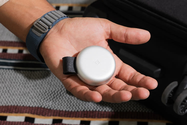 ButterFly, un petit chargeur malin pour iPhone et Apple Watch qui veut faire oublier le MagSafe Duo