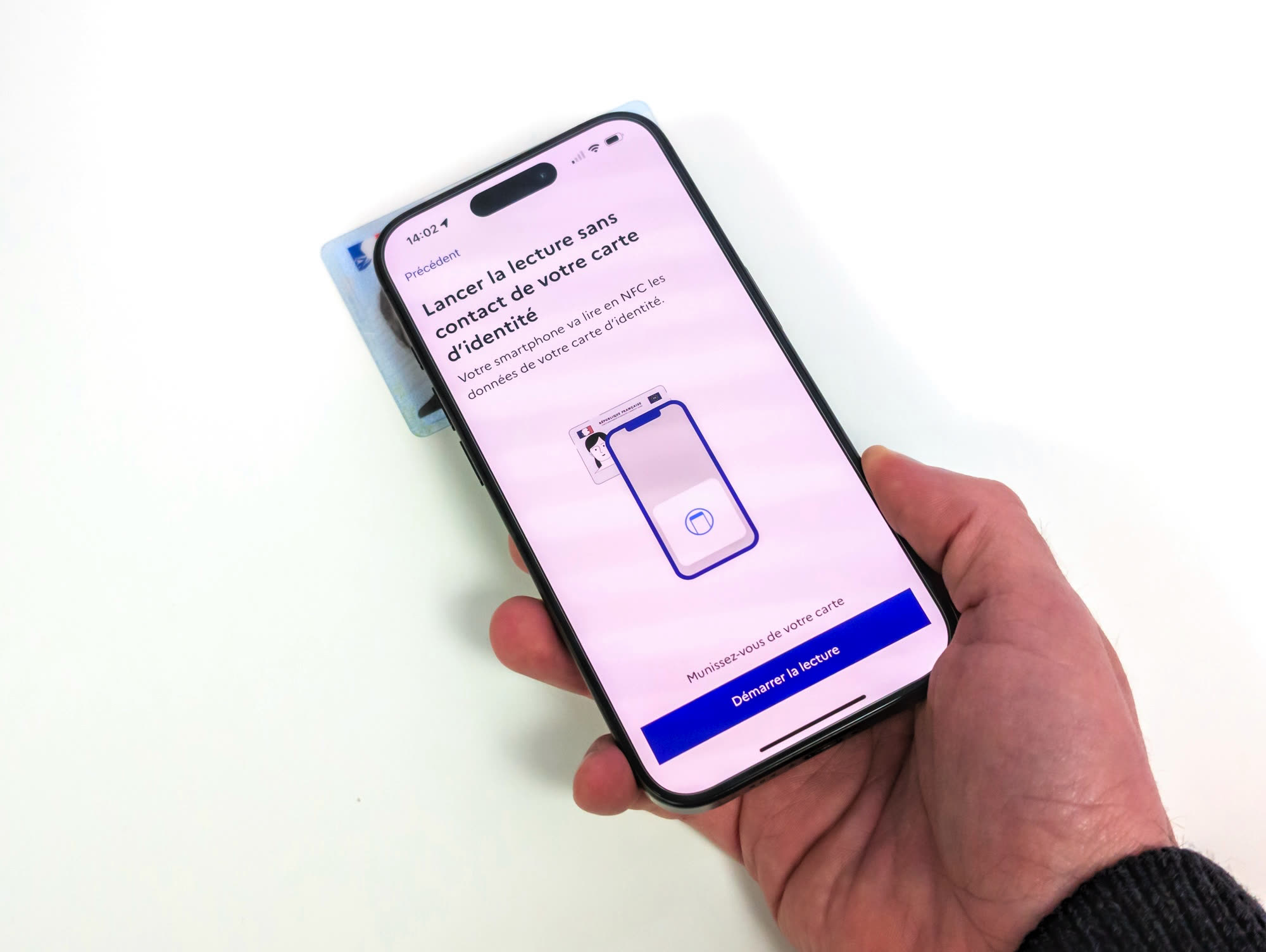 comment enregistrer sa carte d identité sur son smartphone