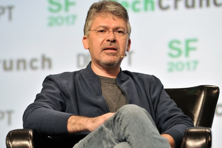 IA : Apple a recruté chez Google et acheté des start-ups depuis des années pour renforcer ses équipes
