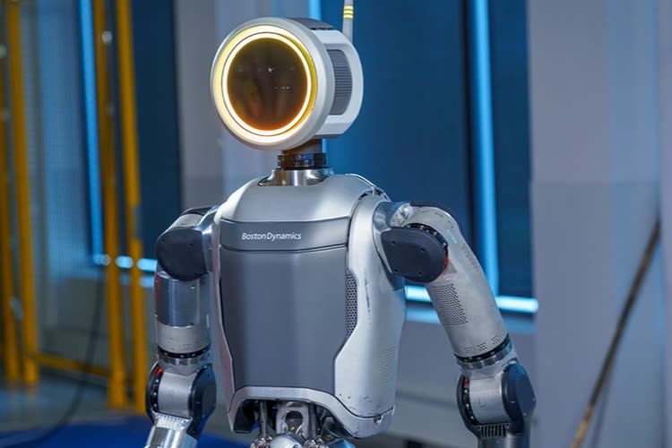 Atlas, le nouveau robot humanoïde plus fin et plus fort de Boston Dynamics 