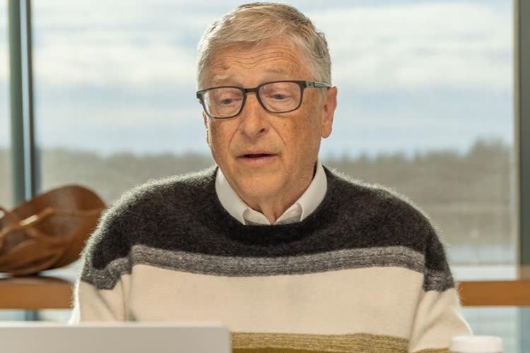 Malgré son retrait, Bill Gates continuerait de tirer les ficelles chez Microsoft