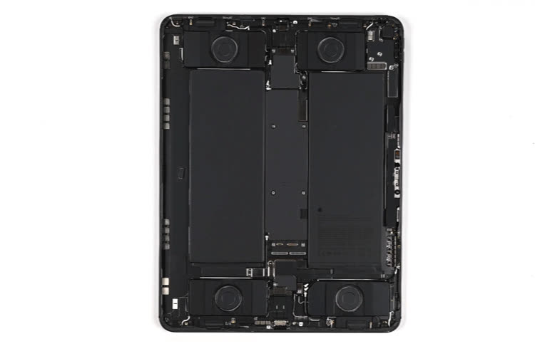 video en galerie : L’iPad Pro M4 passe sous le bistouri d’iFixit
