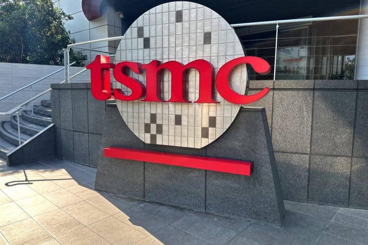 TSMC s’engage à investir 100 milliards de dollars dans de nouvelles usines américaines