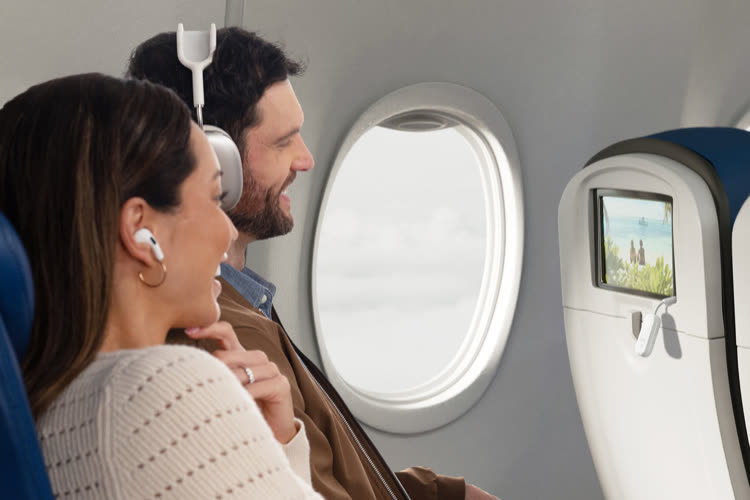 AirFly 2 : Twelve South améliore son adapteur Bluetooth pour l’avion