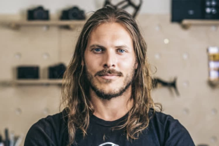 Sebastiaan de With (Halide) rejoint l’équipe design d’Apple